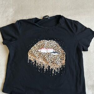 Black T-Shirt with Leopard Print Lips